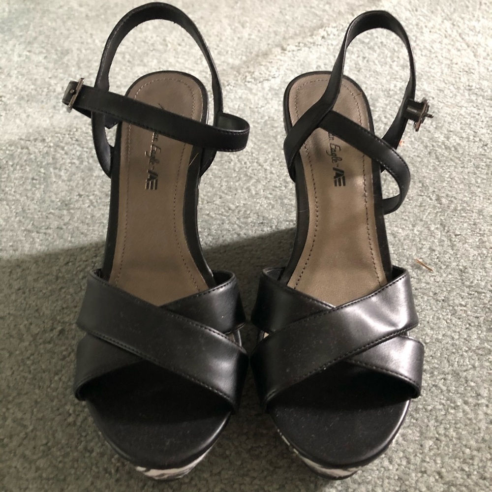 American Eagle Chevron Wedges